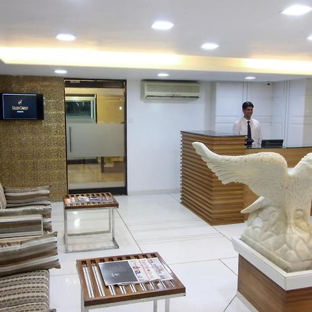 Golden Chariot The Boutique Hotel Mumbai Exteriör bild