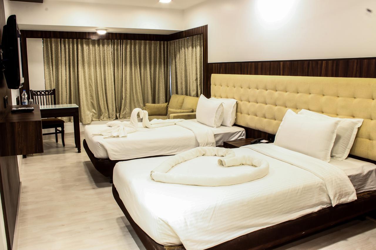 Golden Chariot The Boutique Hotel Mumbai Exteriör bild